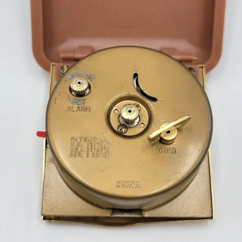 VINTAGE‎ WESTCLOX Travel Alarm Clock Wind-Up Brown Folding Case - Untested